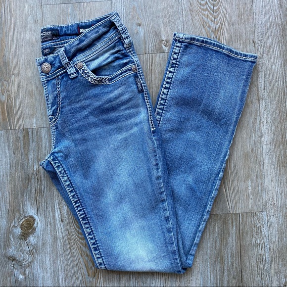 SILVER Suki Mid Slim Boot Cut Super Stretchy Jeans